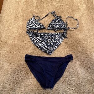 Tommy Bahama reversible bikini , size LG